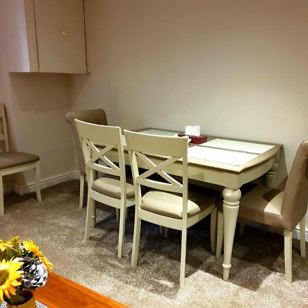 Elegant 2 Bed Apartment In Manchester Esterno foto