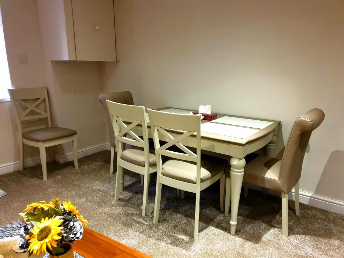 Elegant 2 Bed Apartment In Manchester Esterno foto